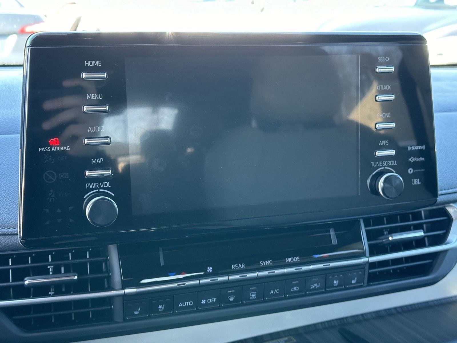 Certified 2023 Toyota Sienna Limited image 60