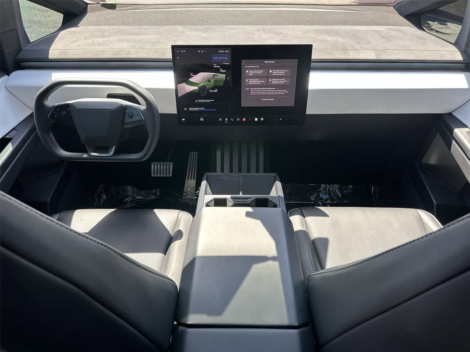Used 2024 Tesla Cybertruck Cyberbeast AWD/4WD image 10