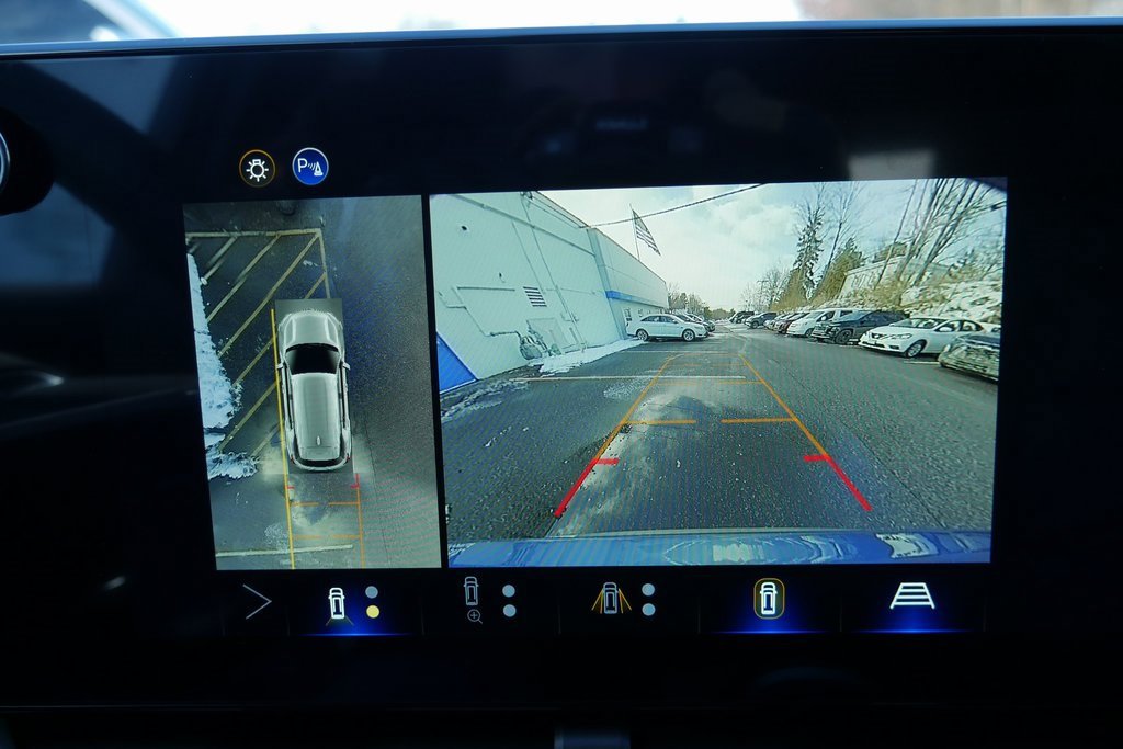 New 2026 Chevrolet Equinox LT image 17