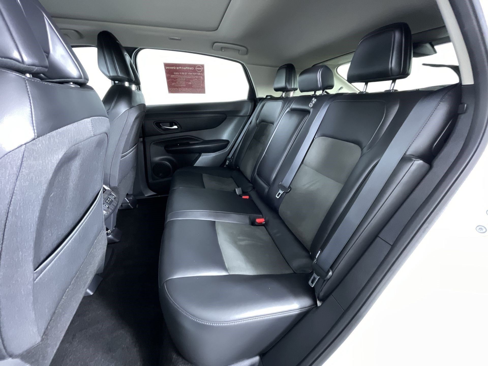 Certified 2024 Nissan Ariya AWD image 23