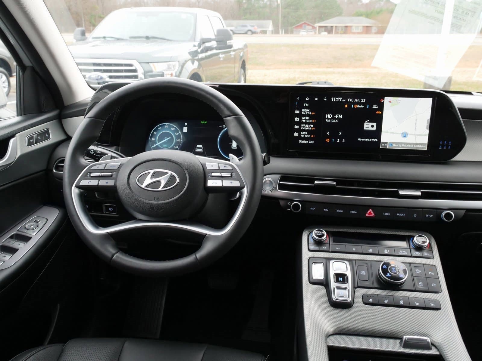 Used 2024 Hyundai Palisade SEL image 21