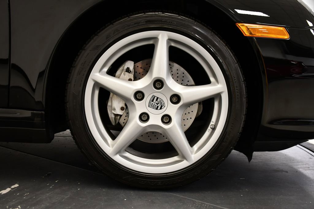 Used 2008 Porsche 911 Carrera 4 image 19