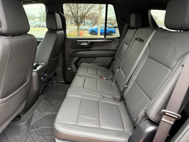 Used 2025 Chevrolet Tahoe Z71 w/ Comfort Package image 18