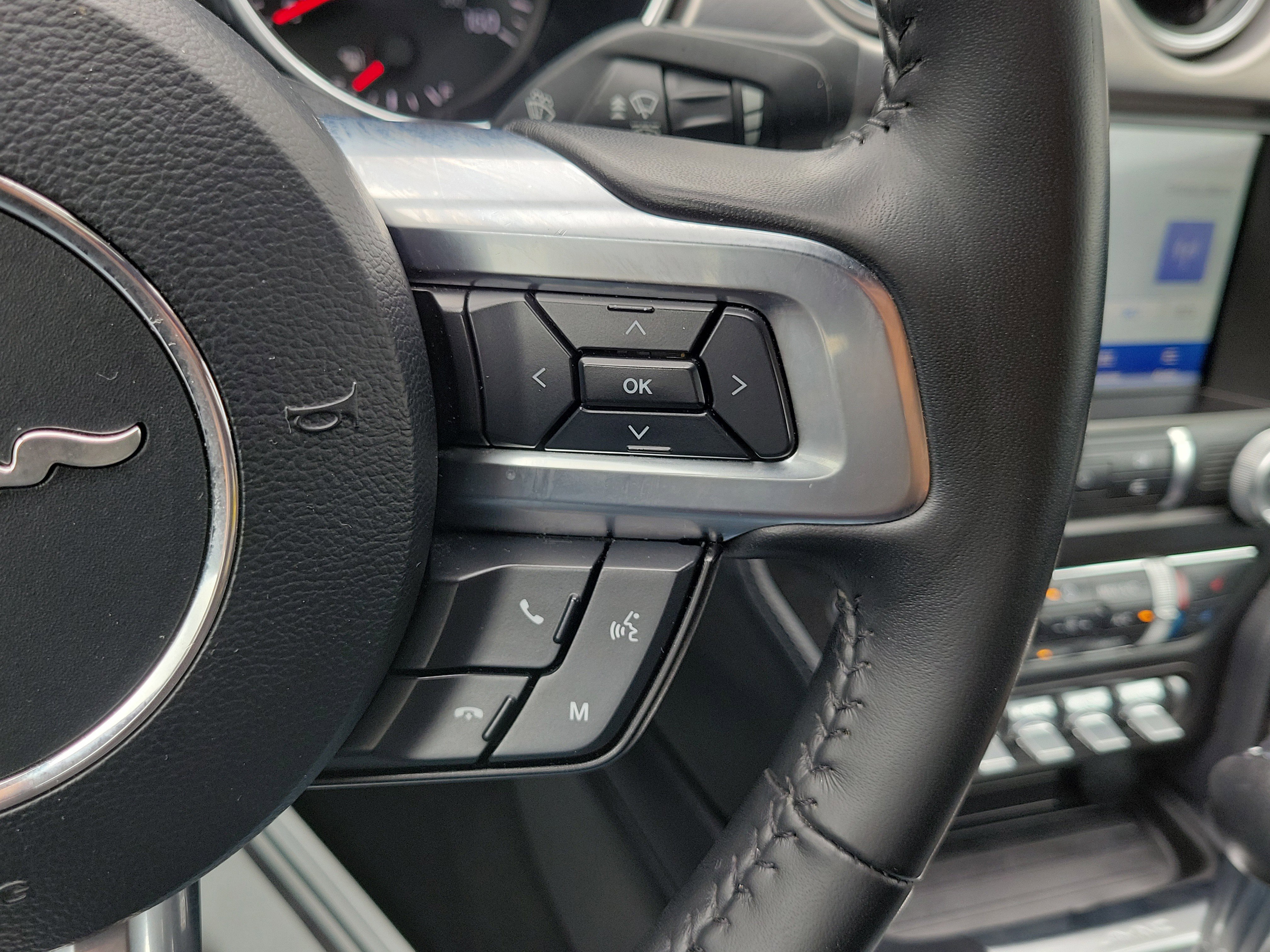 Used 2022 Ford Mustang Premium RWD image 18
