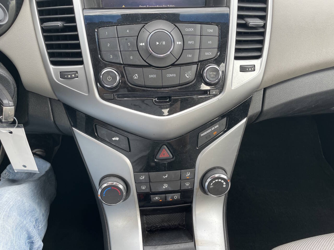 Used 2015 Chevrolet Cruze LT w/ Sun And Sound Package FWD image 22
