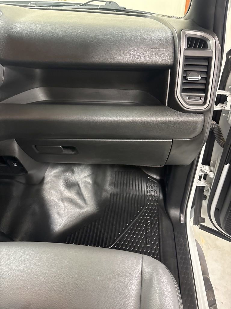 Used 2024 RAM 2500 Tradesman w/ Chrome Appearance Group AWD/4WD image 27