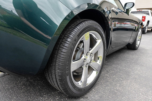 Used 2007 Pontiac Solstice Convertible w/ Premium Package RWD image 71