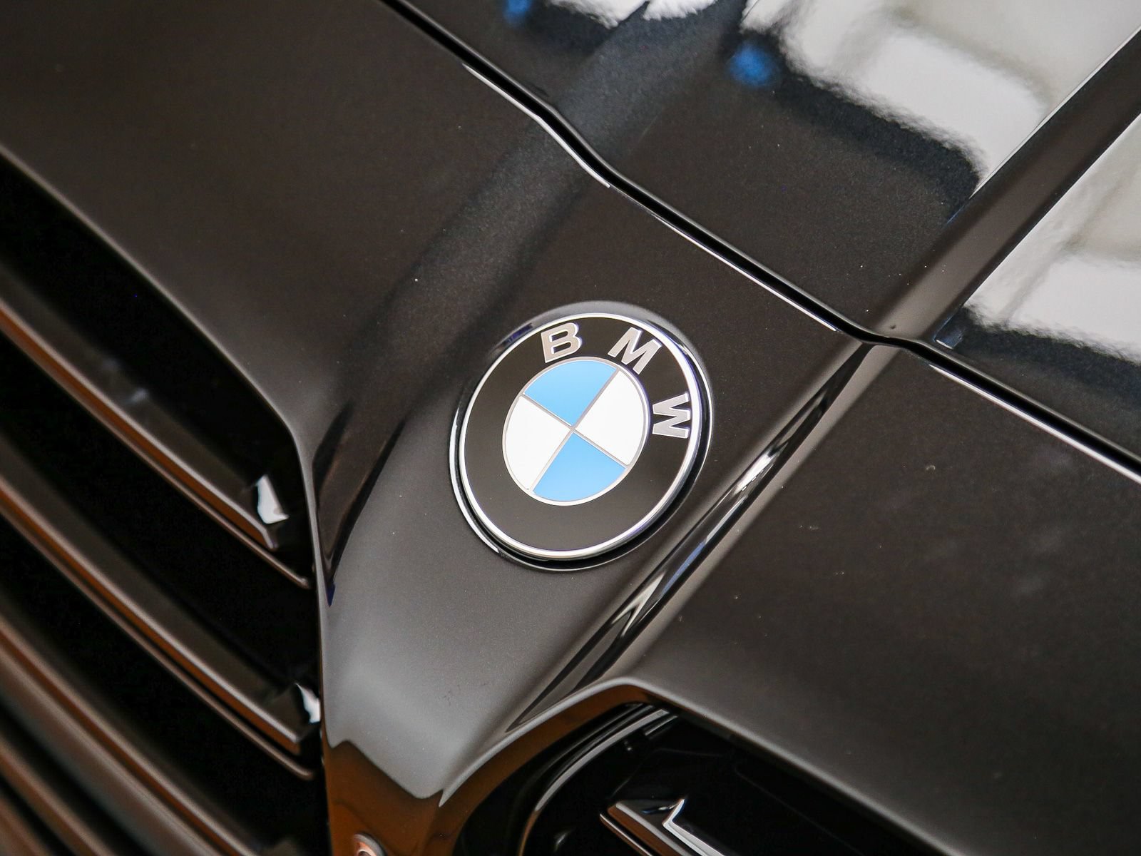New 2027 BMW M3 Competition AWD/4WD image 9