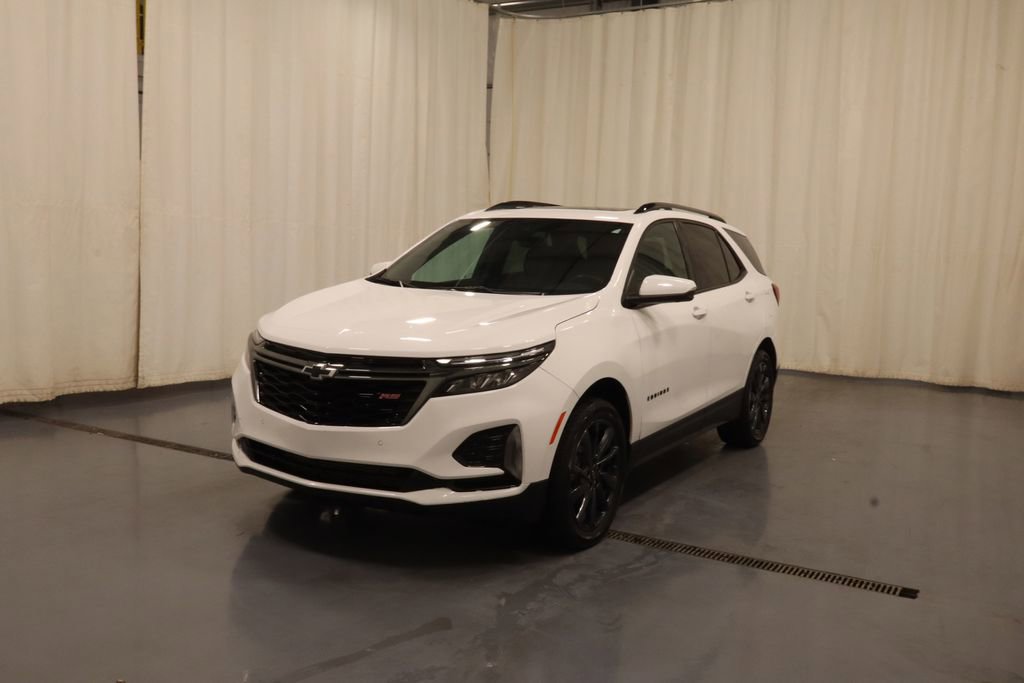 Used 2022 Chevrolet Equinox RS w/ RS Leather Package AWD/4WD image 6
