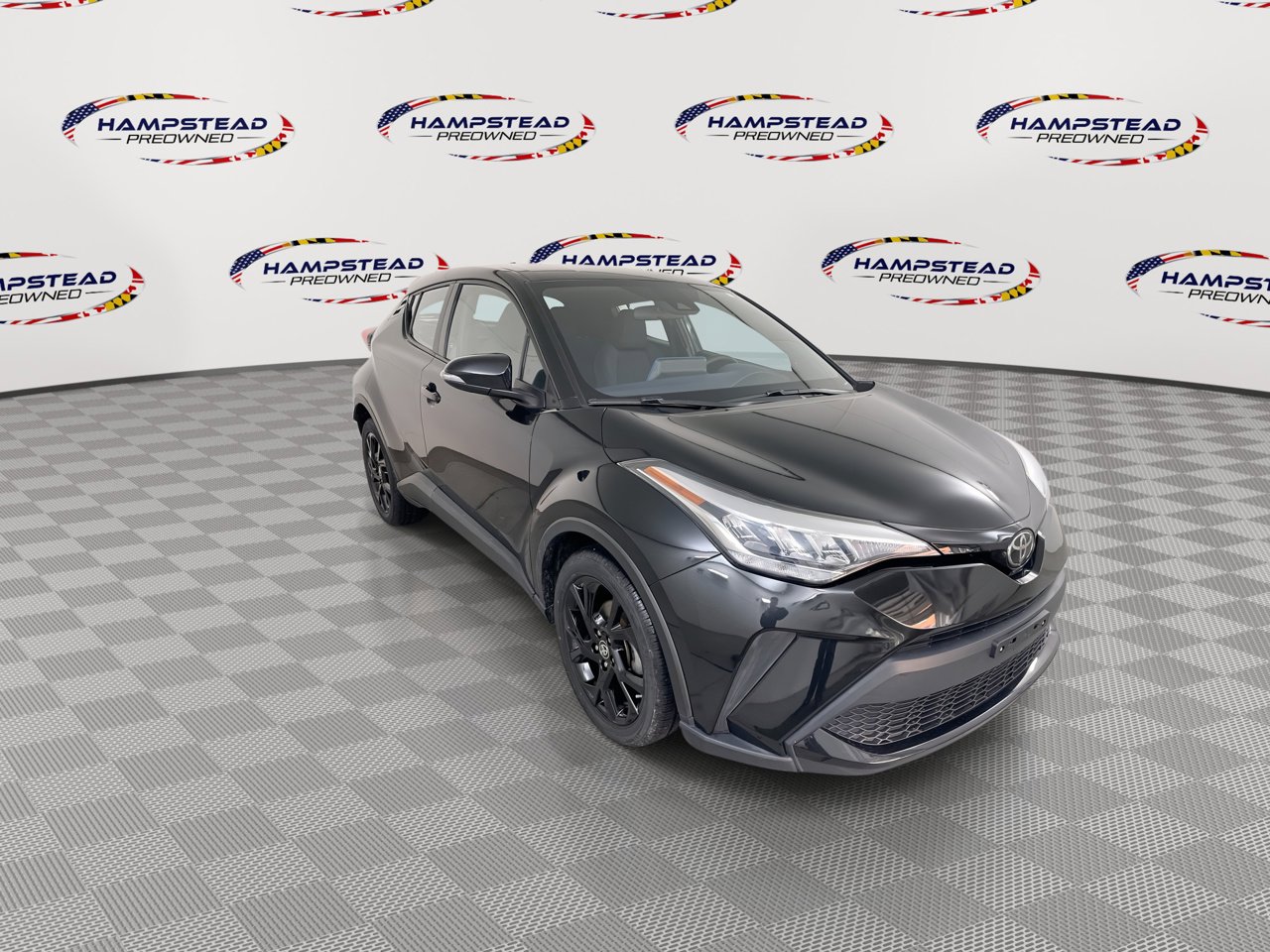 Used 2021 Toyota C-HR XLE image 2