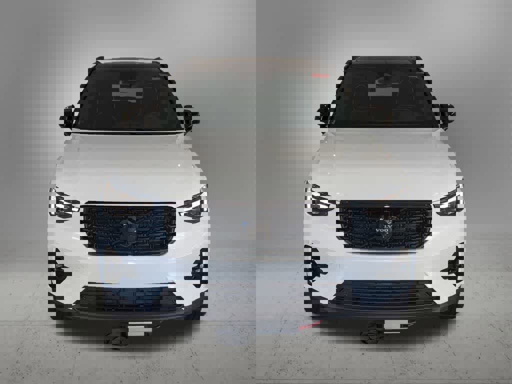 New 2026 Volvo XC40 B5 Ultra w/ Protection Package Premier image 9