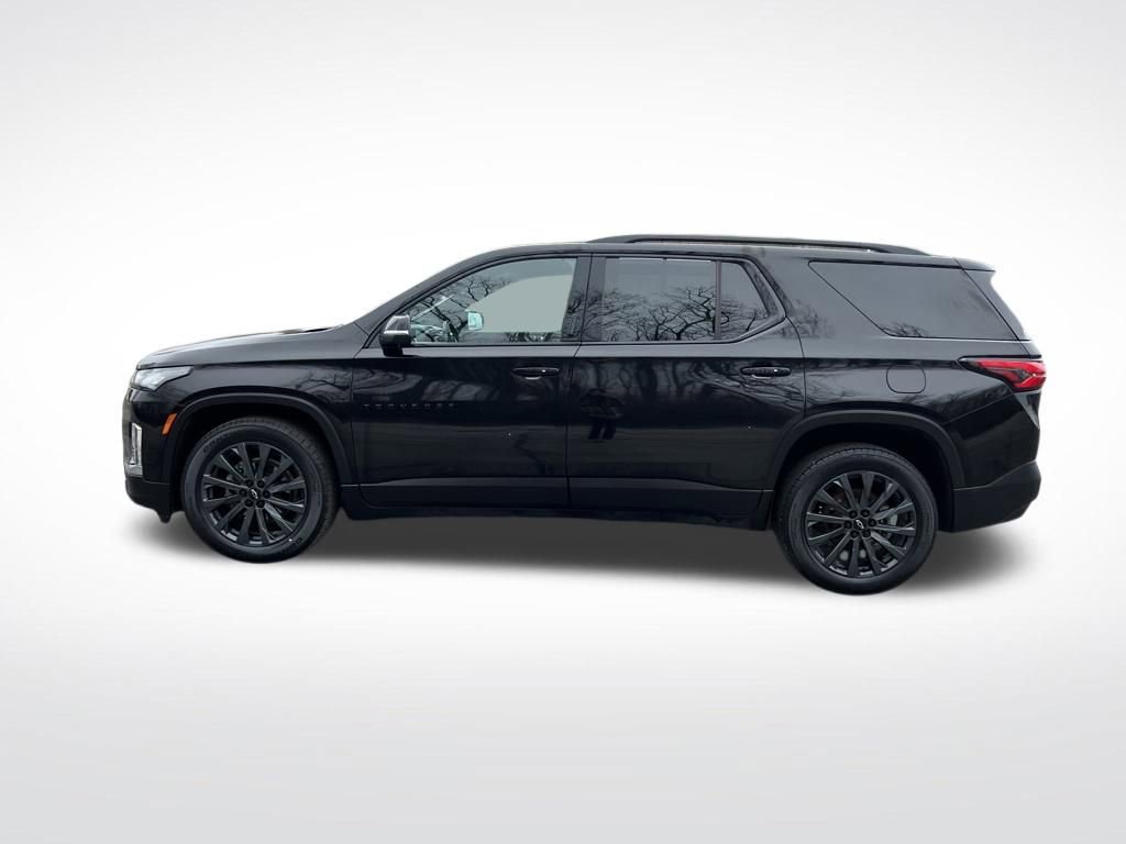 Used 2023 Chevrolet Traverse RS w/ LPO, Floor Liner Package image 2