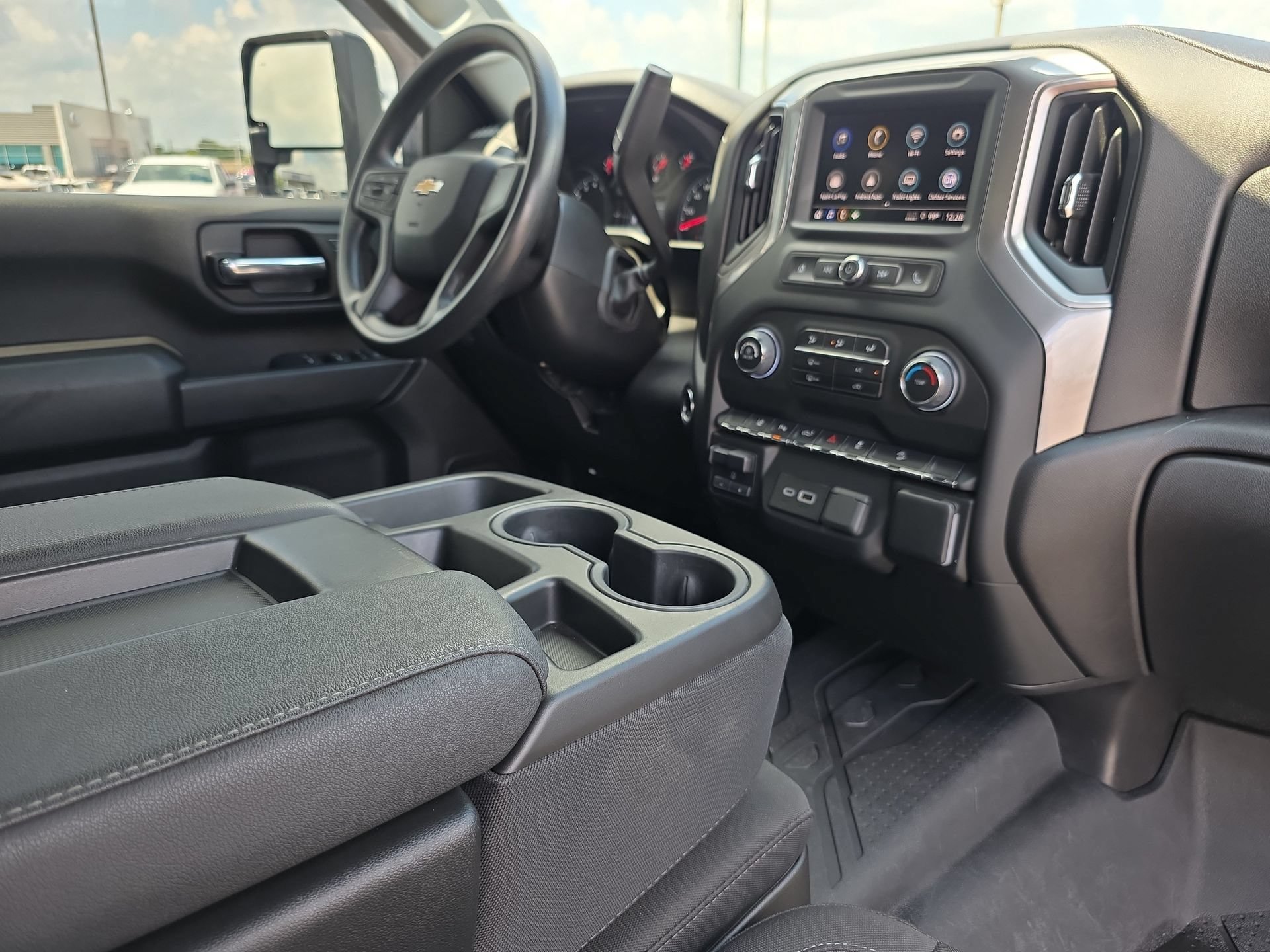 Used 2024 Chevrolet Silverado 2500 Custom w/ Custom Convenience Package AWD/4WD image 16