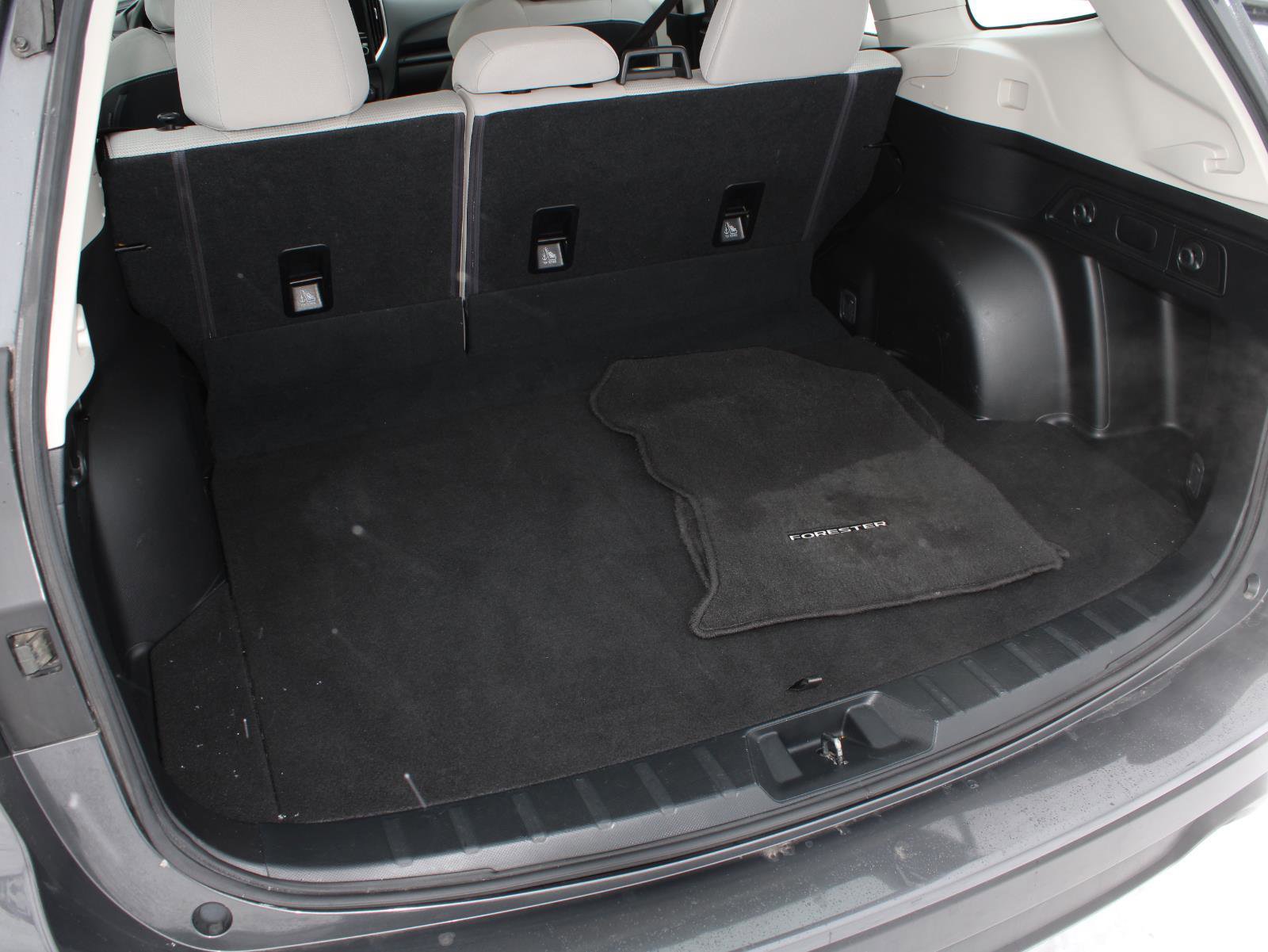 Used 2023 Subaru Forester image 8