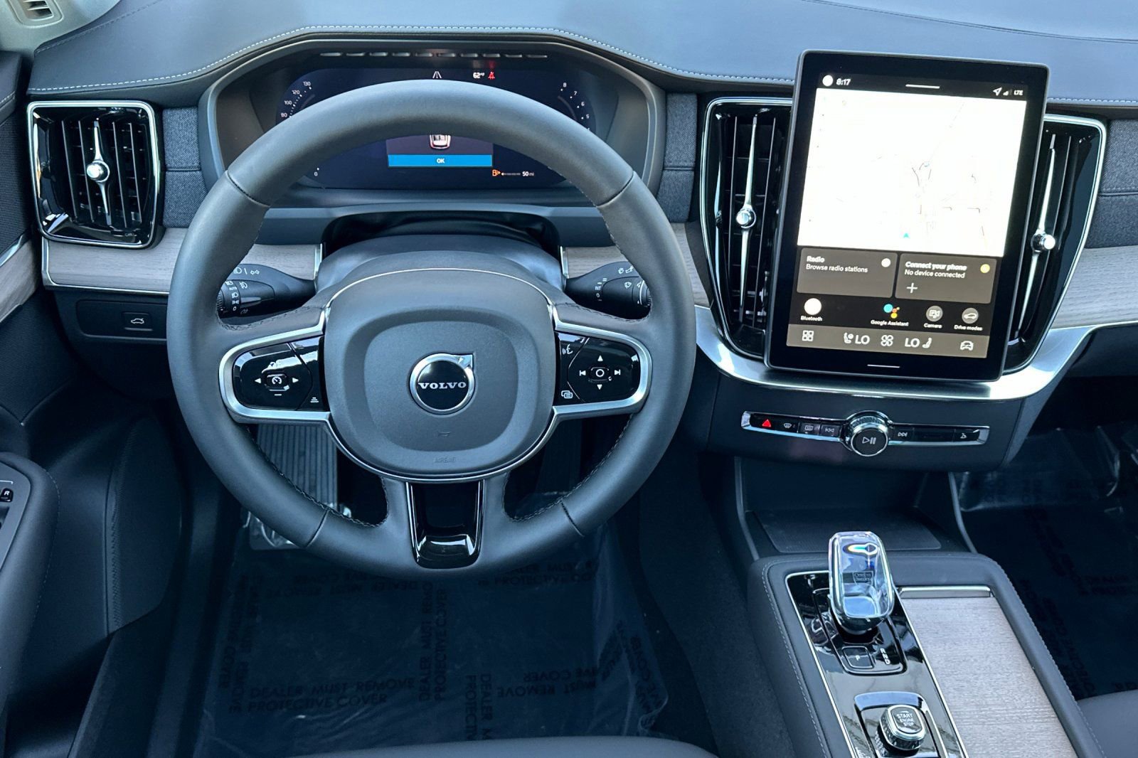 New 2026 Volvo XC90 B6 Plus w/ Protection Package image 16