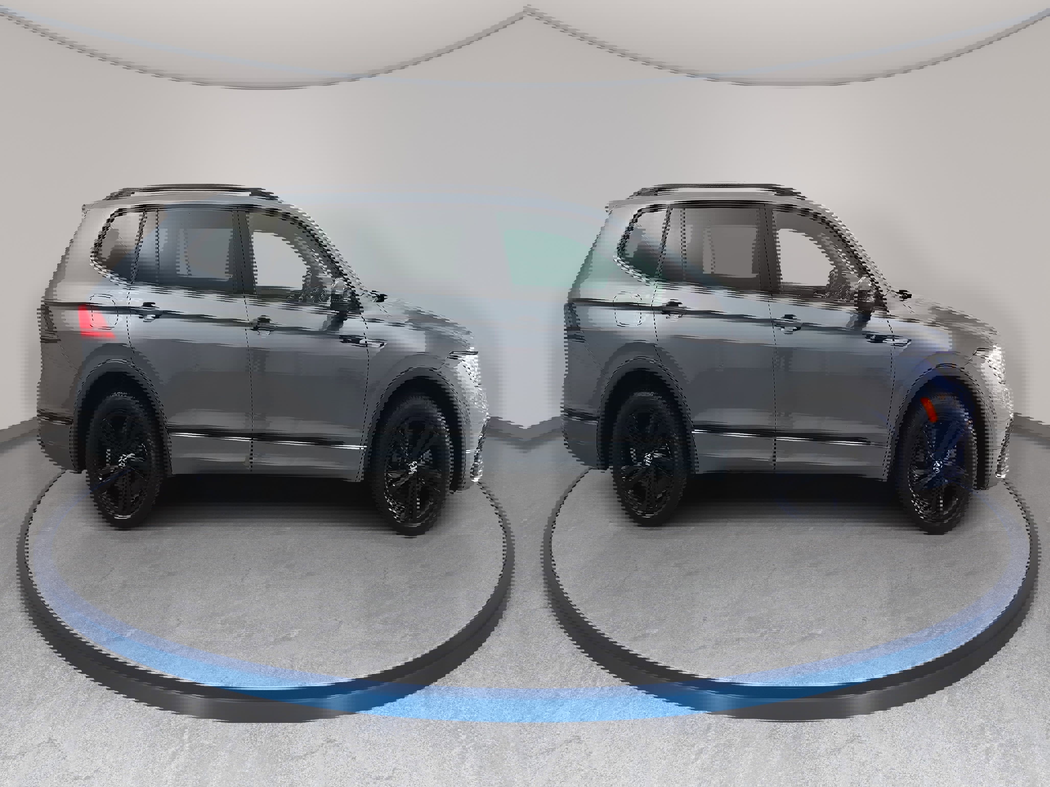 Certified 2024 Volkswagen Tiguan SE R-Line image 4