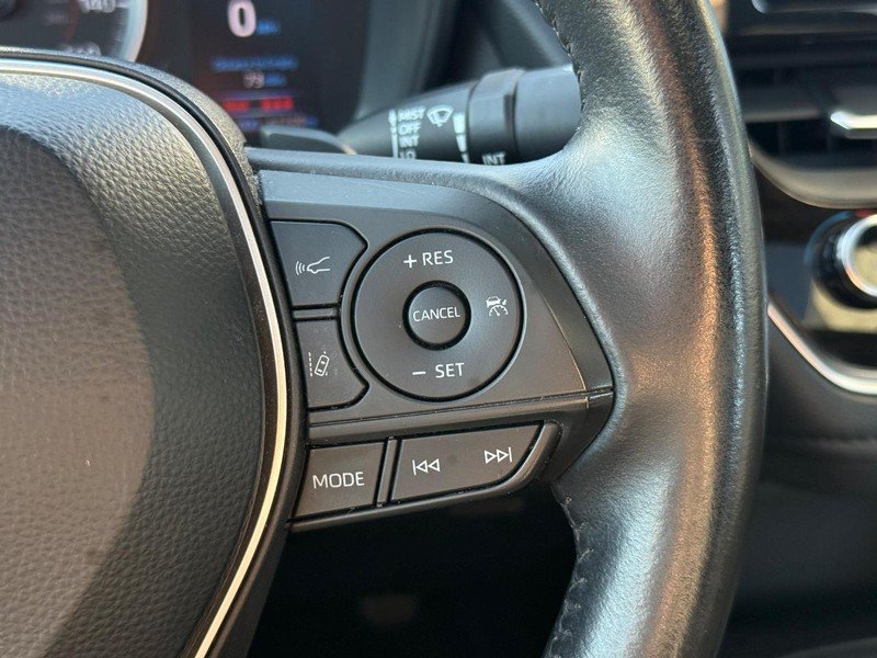 Used 2020 Toyota Corolla SE w/ SE Premium Package FWD image 21