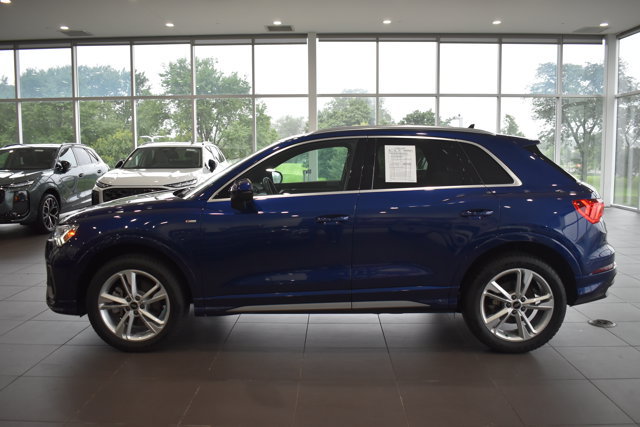 Used 2024 Audi Q3 2.0T Premium w/ Convenience Package AWD/4WD image 4