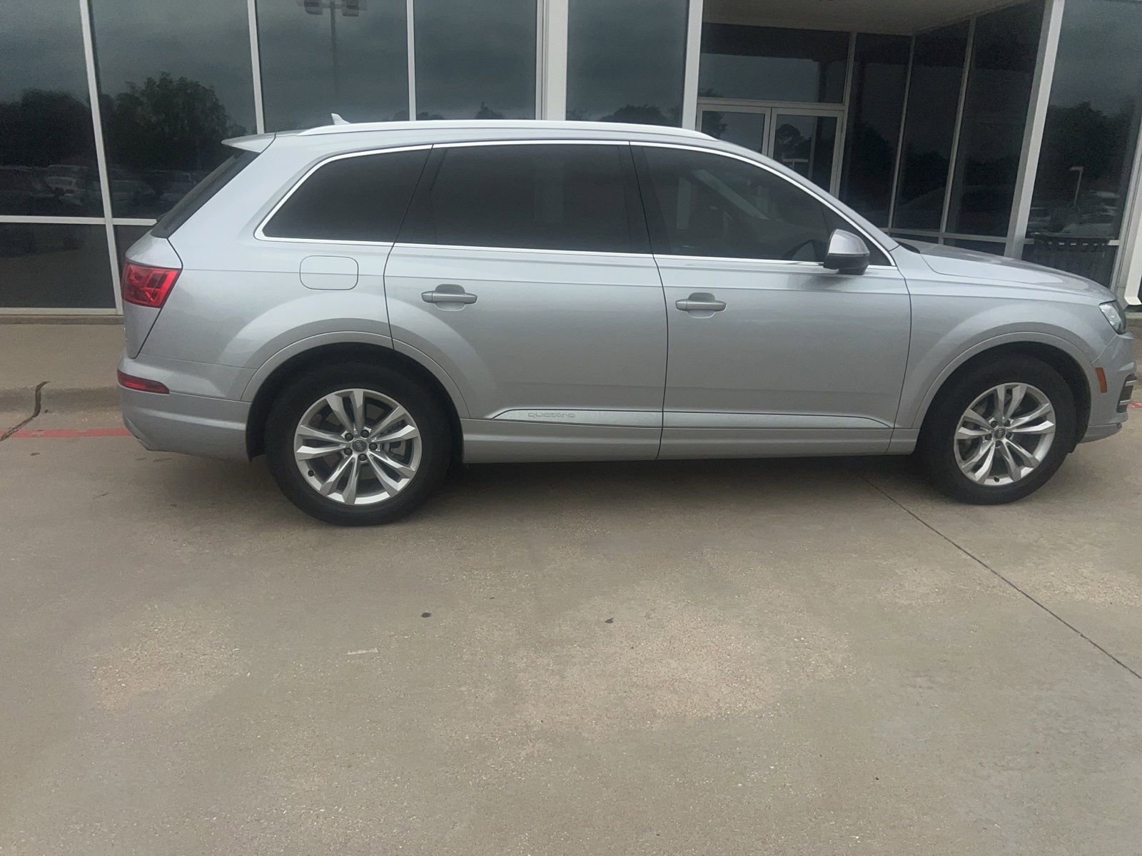 Used 2018 Audi Q7 3.0T Premium Plus AWD/4WD image 17