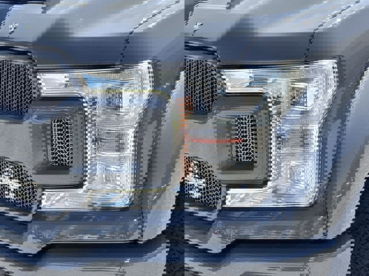 Used 2019 Ford F150 Lariat w/ Equipment Group 502A Luxury image 6