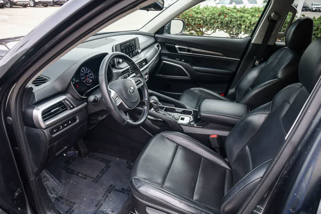 Used 2021 Kia Telluride LX FWD image 16
