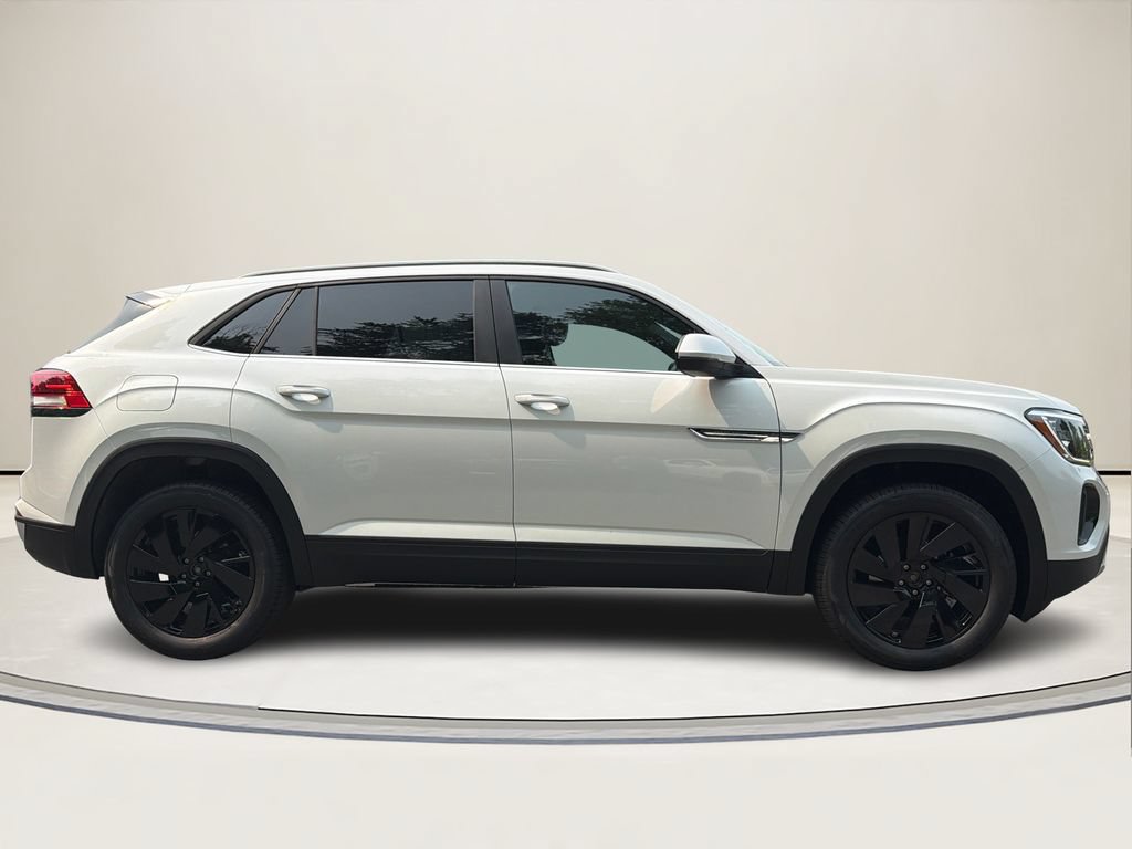 New 2026 Volkswagen Atlas Cross Sport SE AWD/4WD image 2