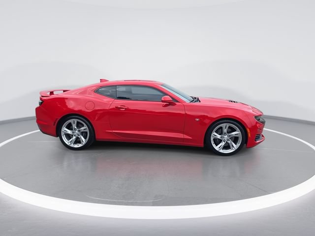 Used 2019 Chevrolet Camaro SS RWD image 9
