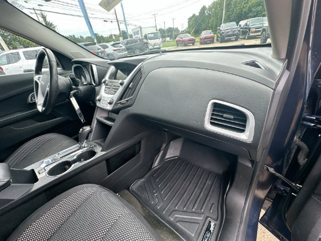 Used 2017 Chevrolet Equinox LT w/ Convenience Package AWD/4WD image 31