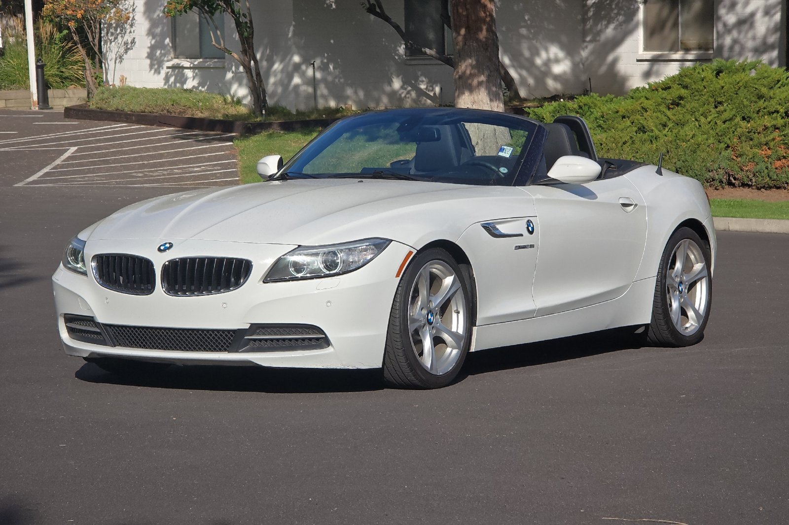 Used 2016 BMW Z4 sDrive28i image 9