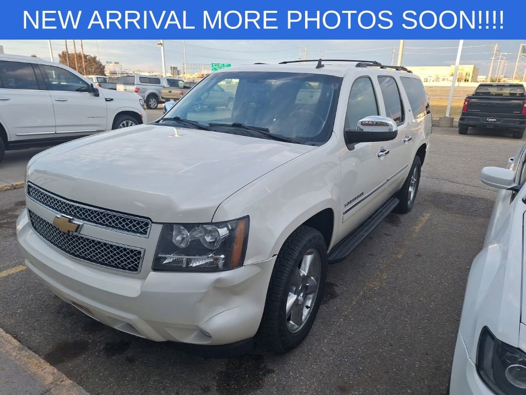 Used 2013 Chevrolet Suburban LTZ AWD/4WD image 2