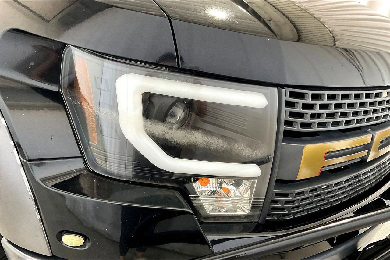 Used 2010 Ford F150 Raptor AWD/4WD image 12