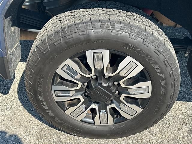 Used 2024 GMC Sierra 2500 Denali w/ Technology Package AWD/4WD image 36
