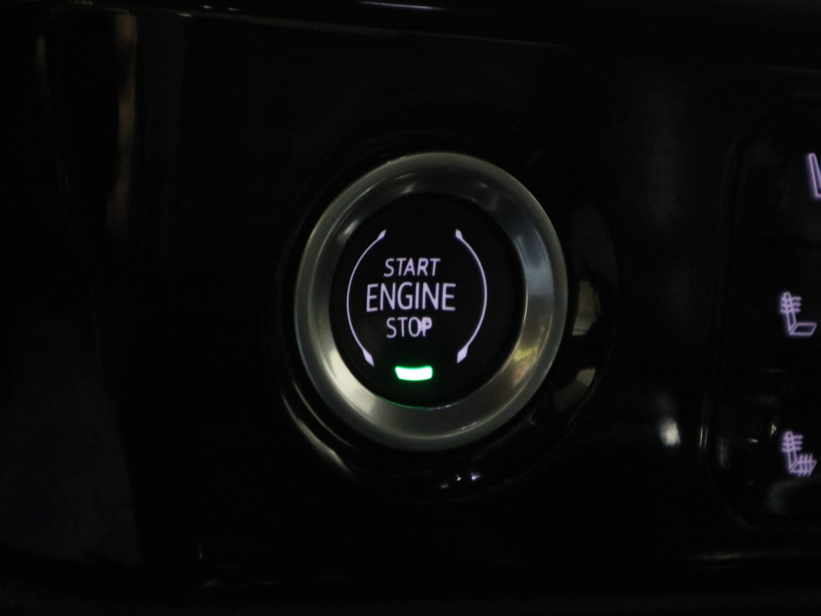 Used 2024 GMC Sierra 1500 SLT w/ SLT Premium Package image 29