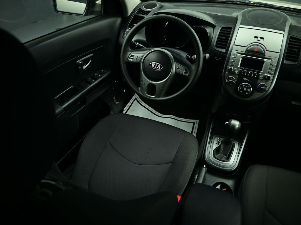 Used 2011 Kia Soul + image 46