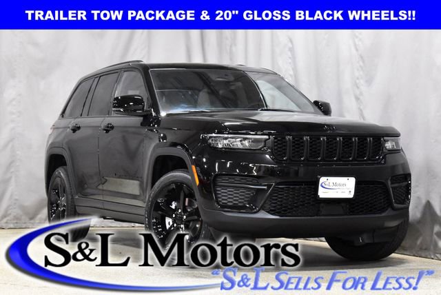 New 2025 Jeep Grand Cherokee Altitude w/ Trailer Tow Package
