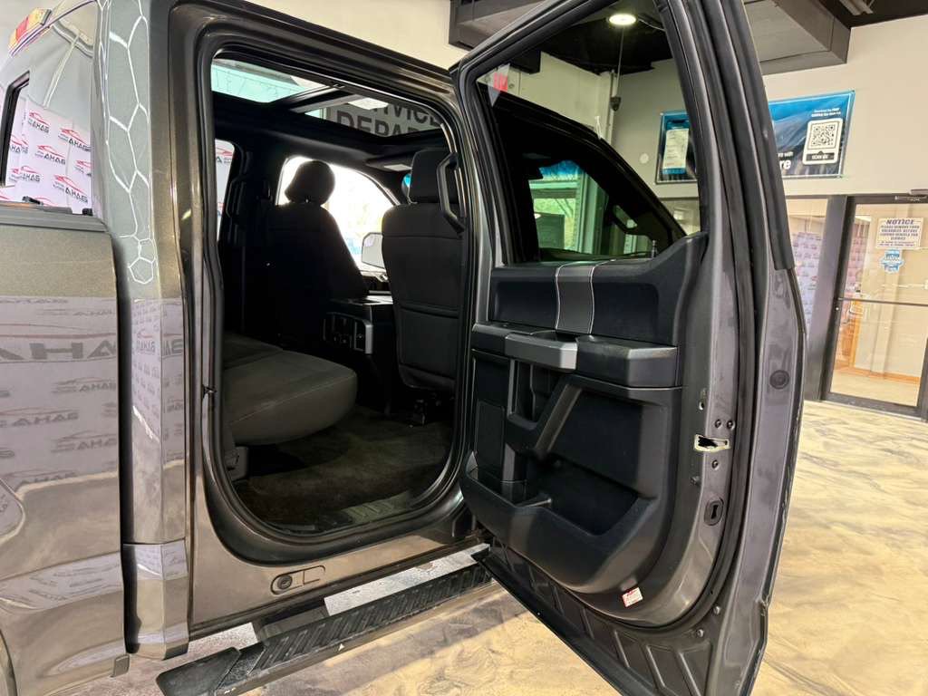 Used 2017 Ford F150 XLT w/ Equipment Group 302A Luxury image 35