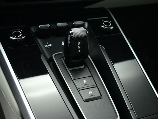 Used 2023 Porsche 911 Carrera image 19