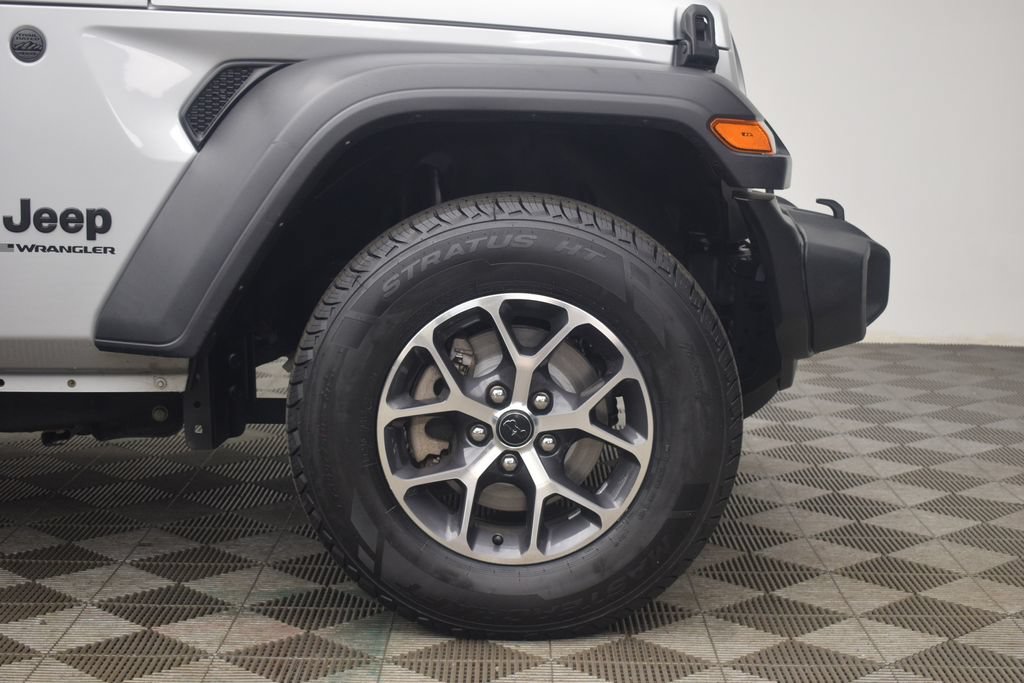 Used 2024 Jeep Wrangler Unlimited Sport AWD/4WD image 29