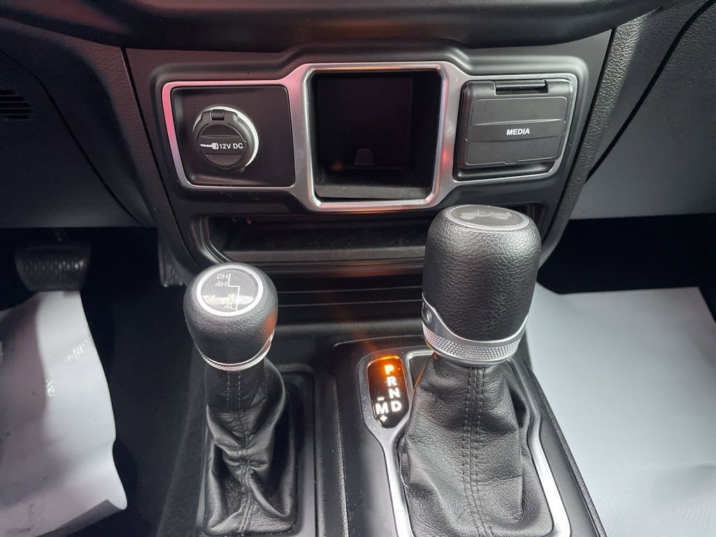 Used 2021 Jeep Wrangler Unlimited Sport image 27