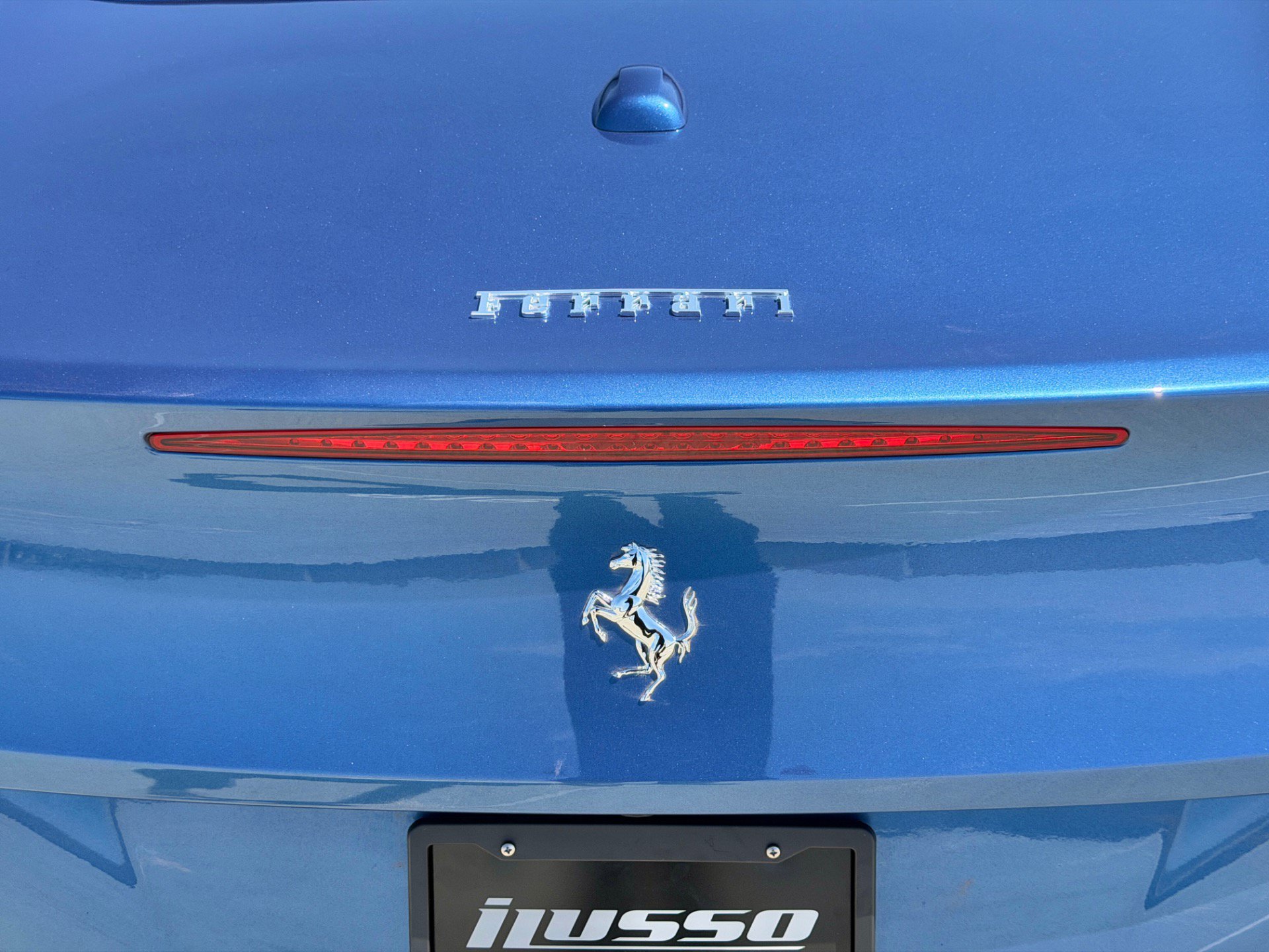 Used 2015 Ferrari California T RWD image 23