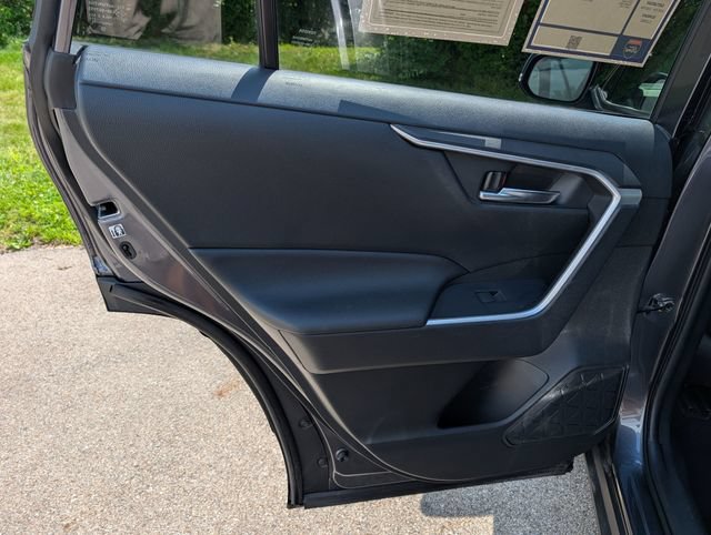 Used 2019 Toyota RAV4 XLE w/ Convenience Package AWD/4WD image 33