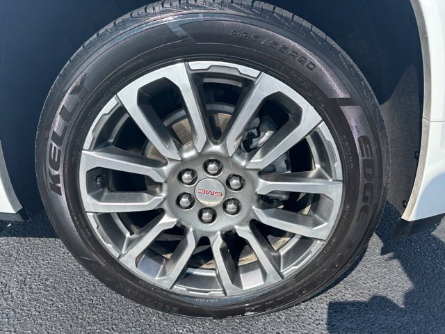 Used 2023 GMC Acadia Denali AWD/4WD image 45