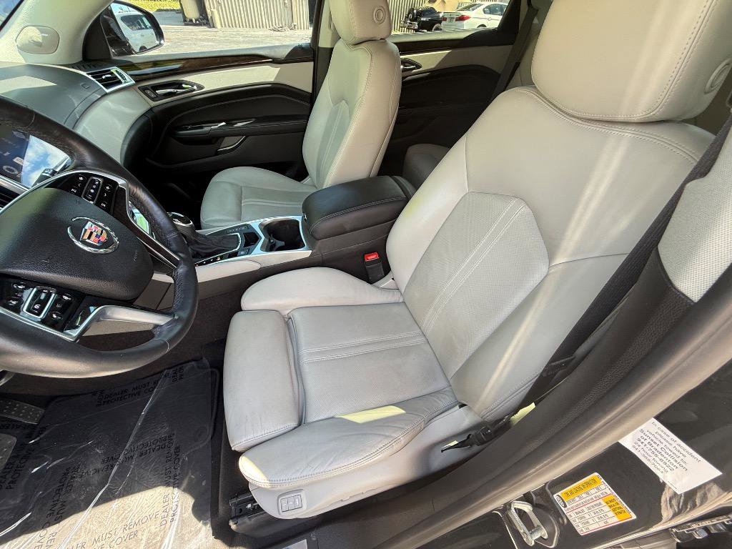 Used 2014 Cadillac SRX Performance w/ Driver Awareness Package FWD image 16