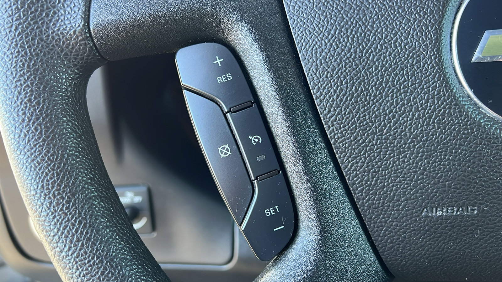 Certified 2023 Chevrolet Express 2500 w/ Driver Convenience Package image 22