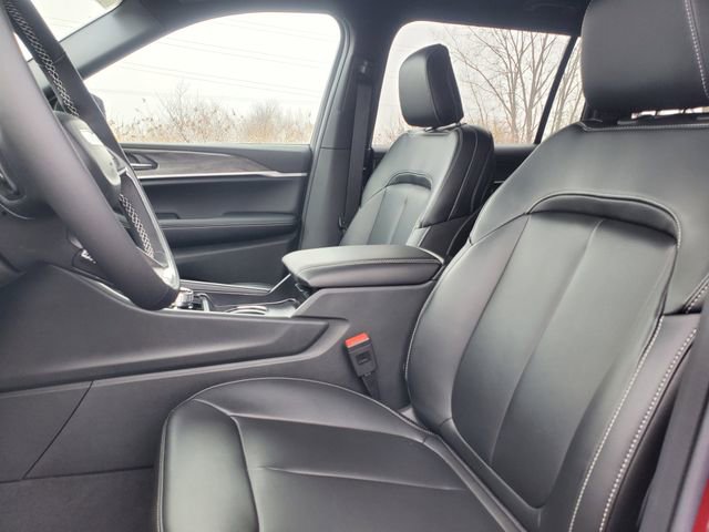 New 2026 Jeep Grand Cherokee L Limited image 9