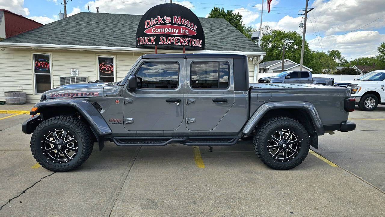 Used 2021 Jeep Gladiator Mojave AWD/4WD image 3