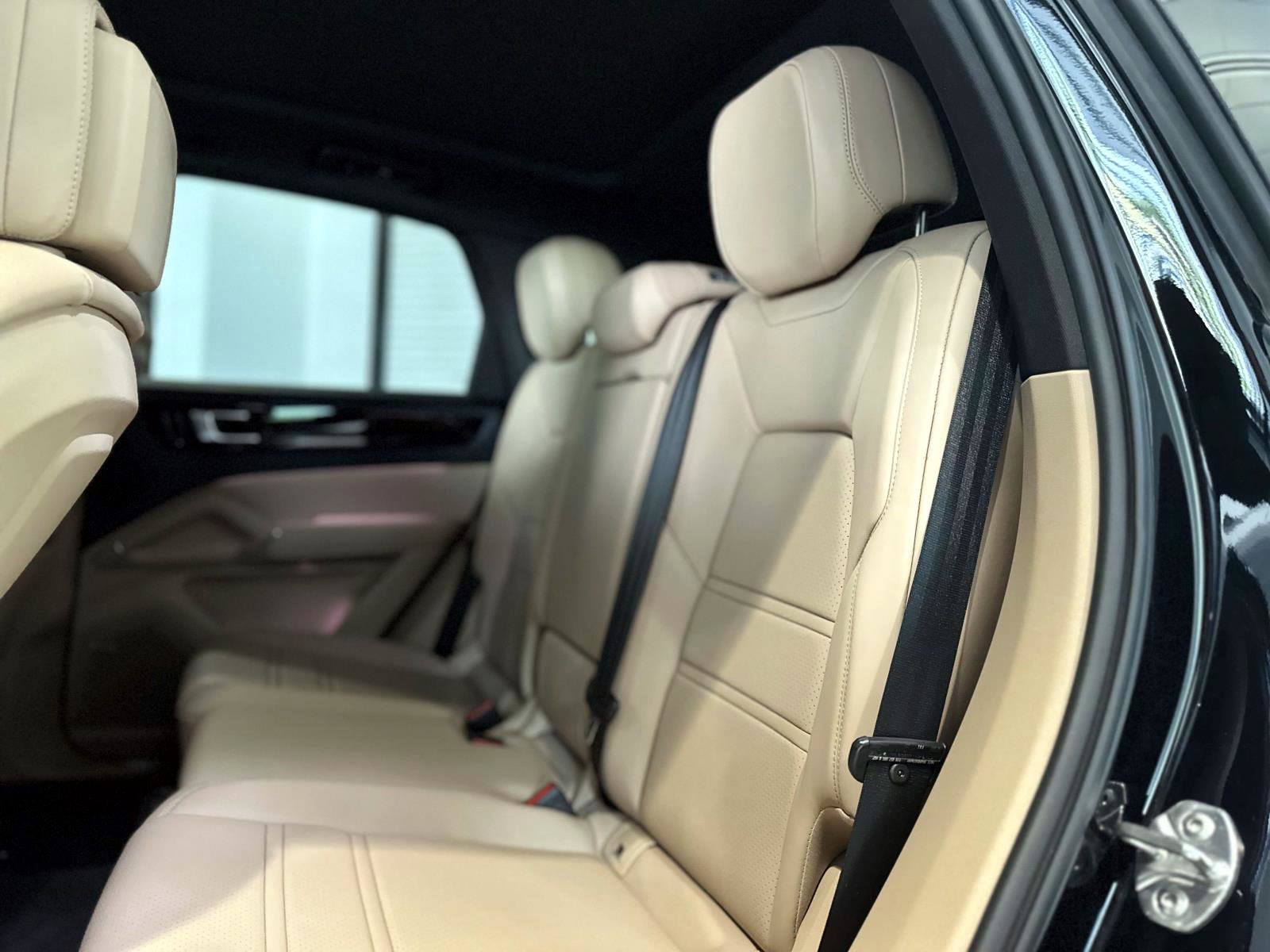 Certified 2020 Porsche Cayenne image 15