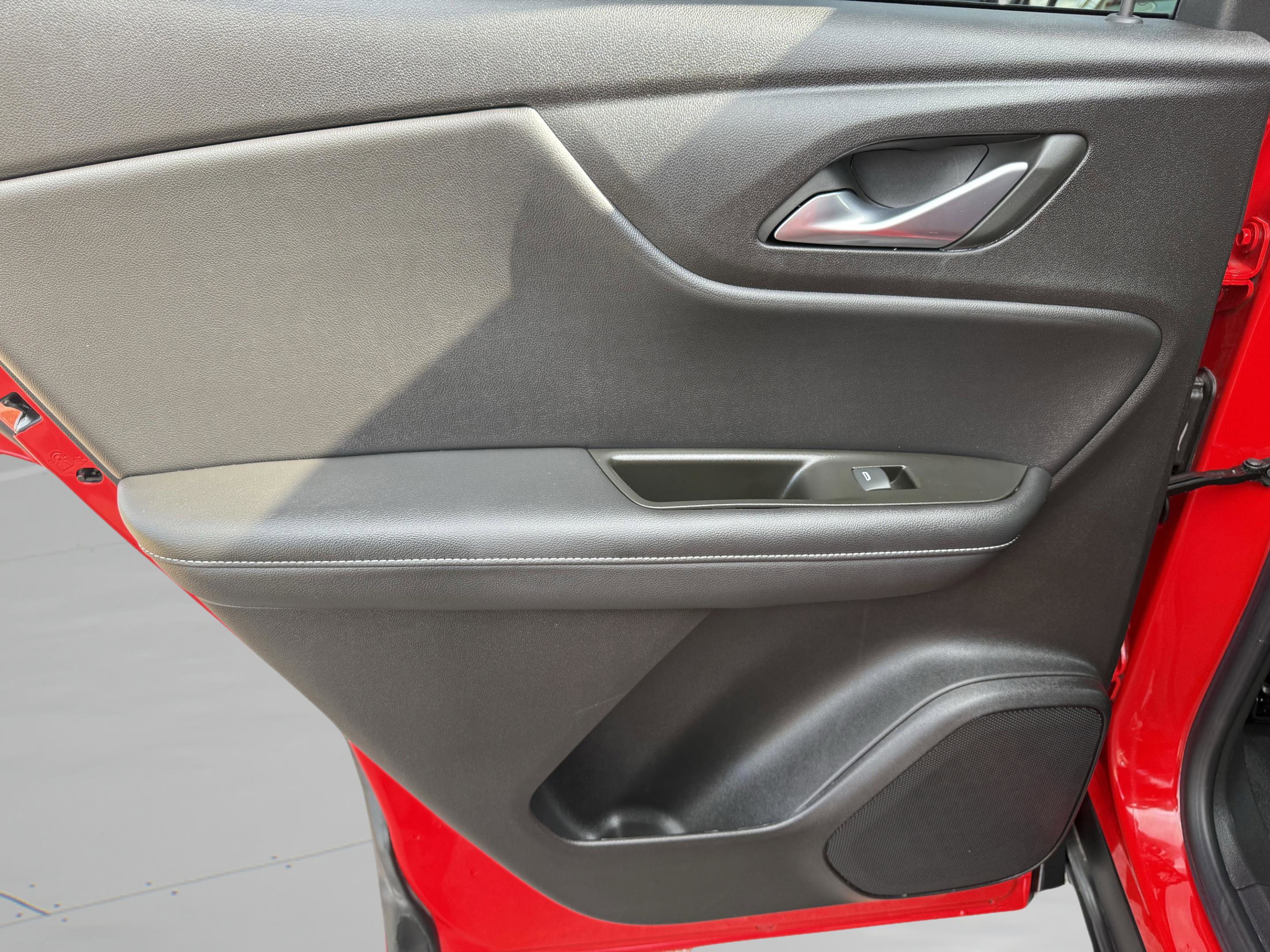 Used 2024 Chevrolet Blazer LT w/ Convenience Package image 30