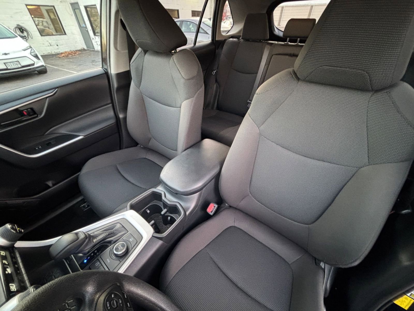 Used 2025 Toyota RAV4 LE image 35