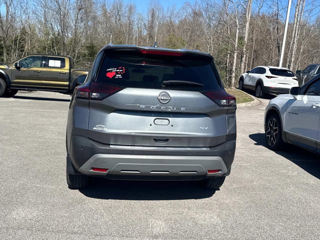 Used 2023 Nissan Rogue SV w/ SV Premium B Package image 5